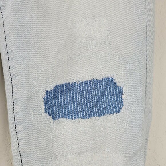 DKNY Sz 27 Women's Ankle Jeans Intentional Distressing Light Wash Mid Rise VGC - Picture 6 of 12